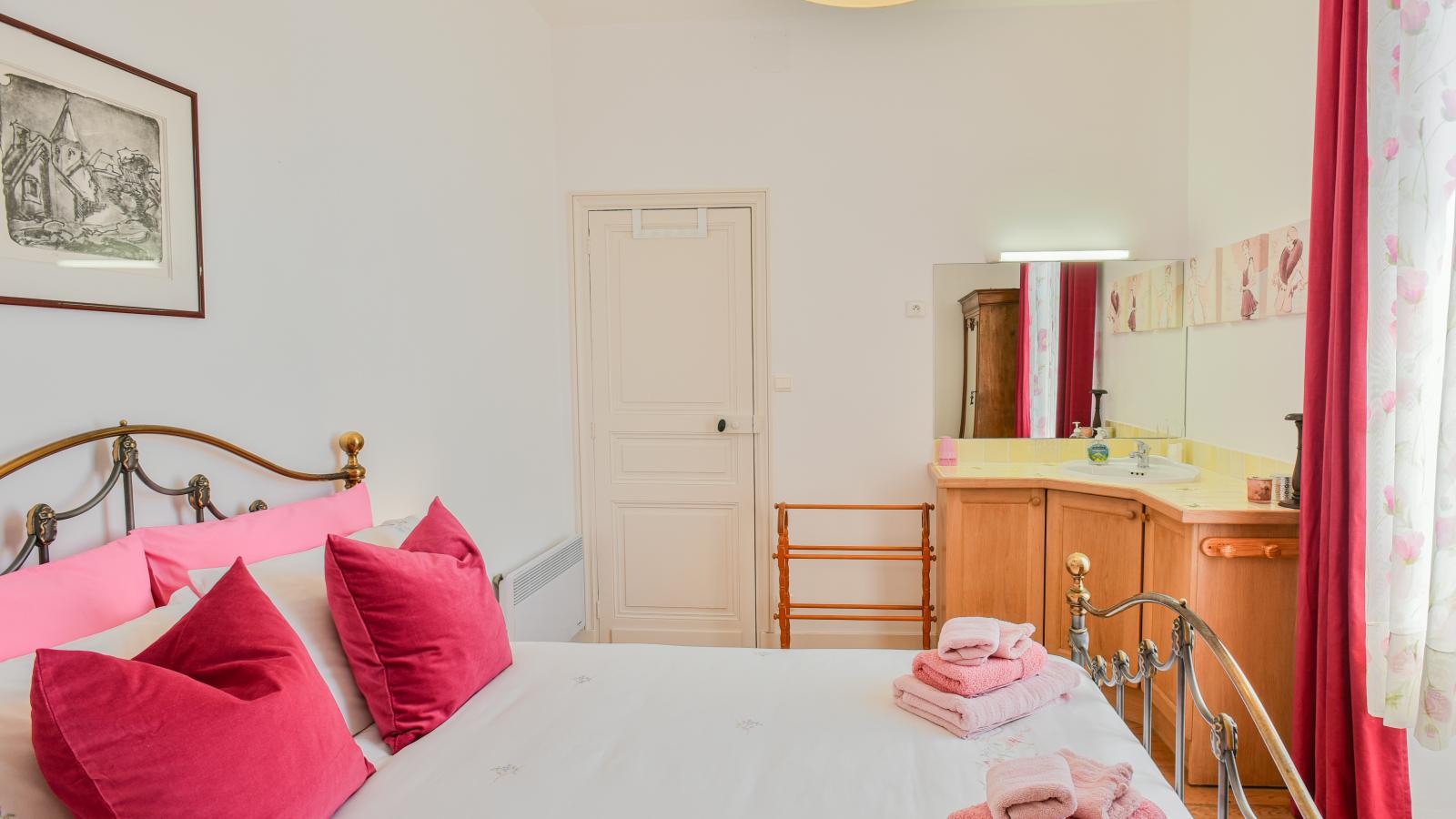 Gite Le Presbytère-Bedroom