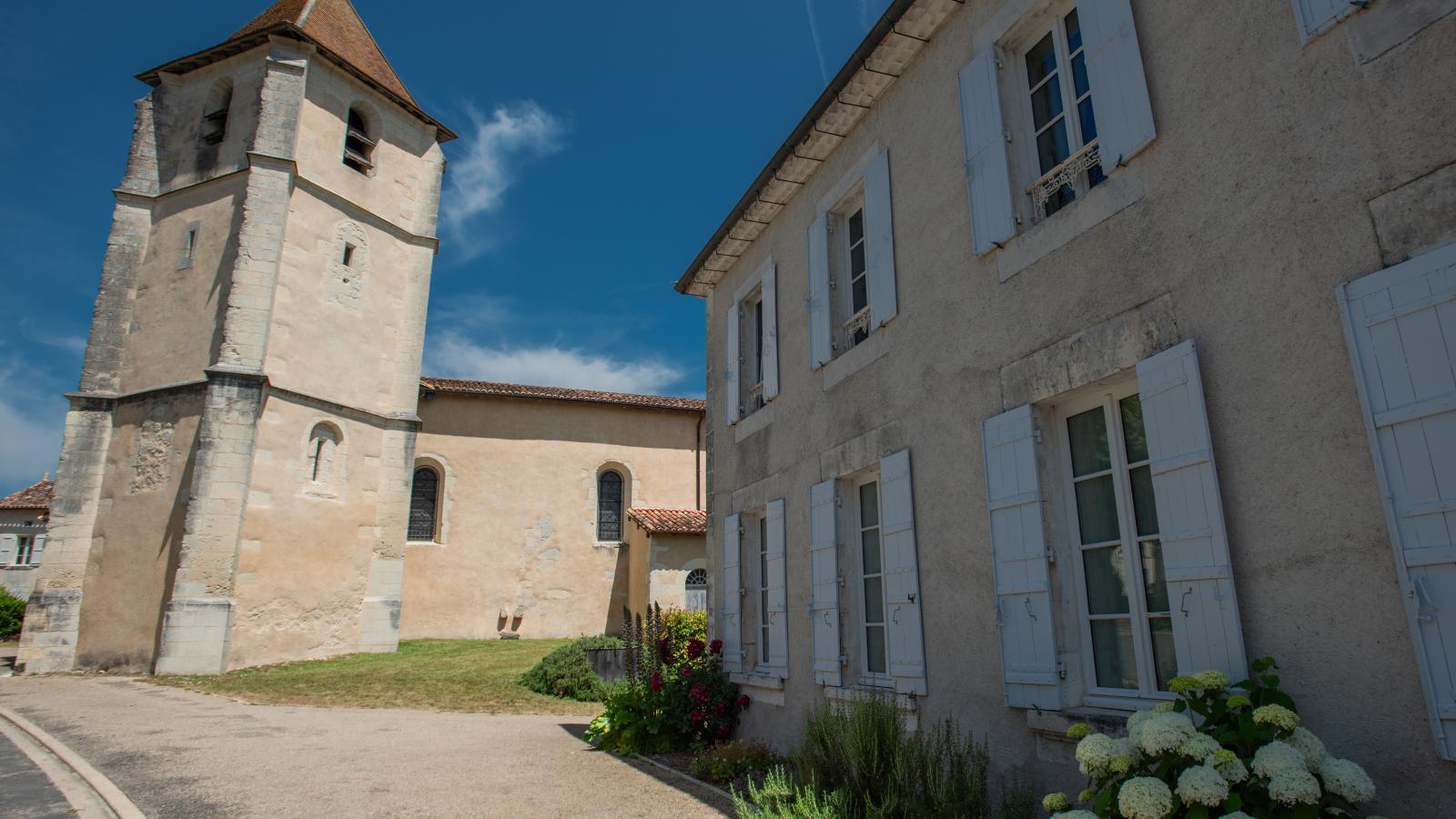 Gite Le Presbytère-Exterior summer