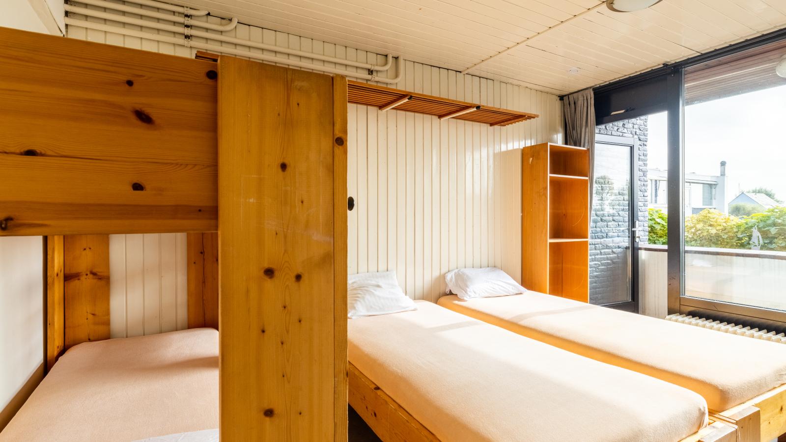 De Kaag Watersport Groepsaccommodatie - 80 pers-Bedroom