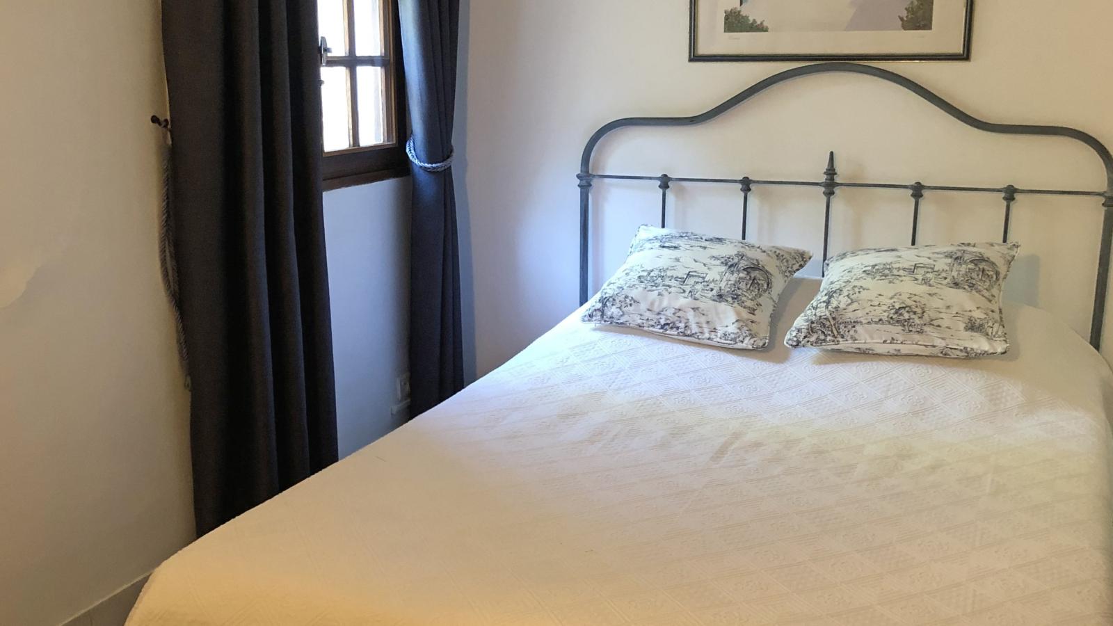 Le Rayol-Bedroom