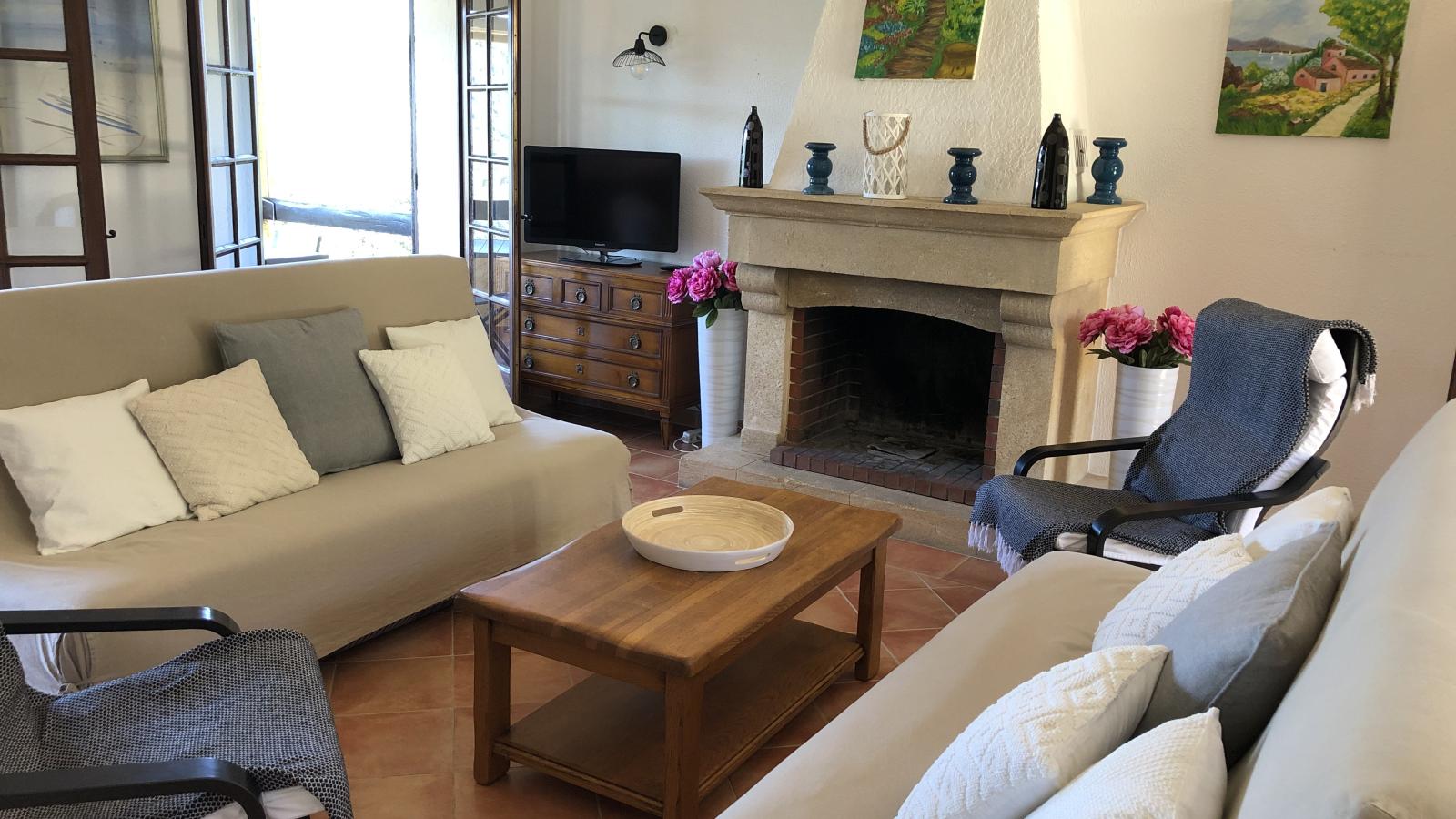 Le Rayol-Living room