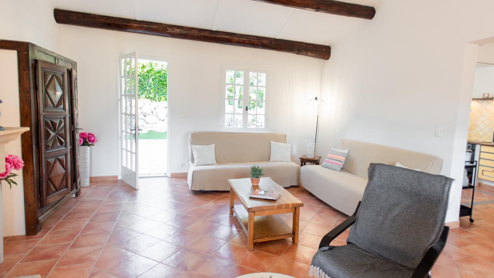 Le Rayol-Woonkamer
