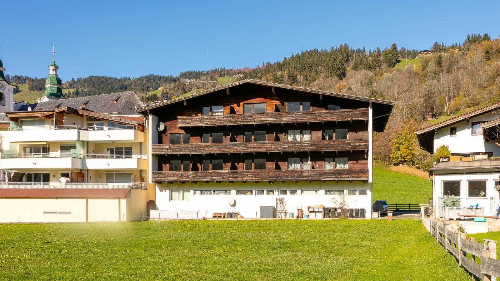 Brixen Alpin Living Top 8-Exterior in summer