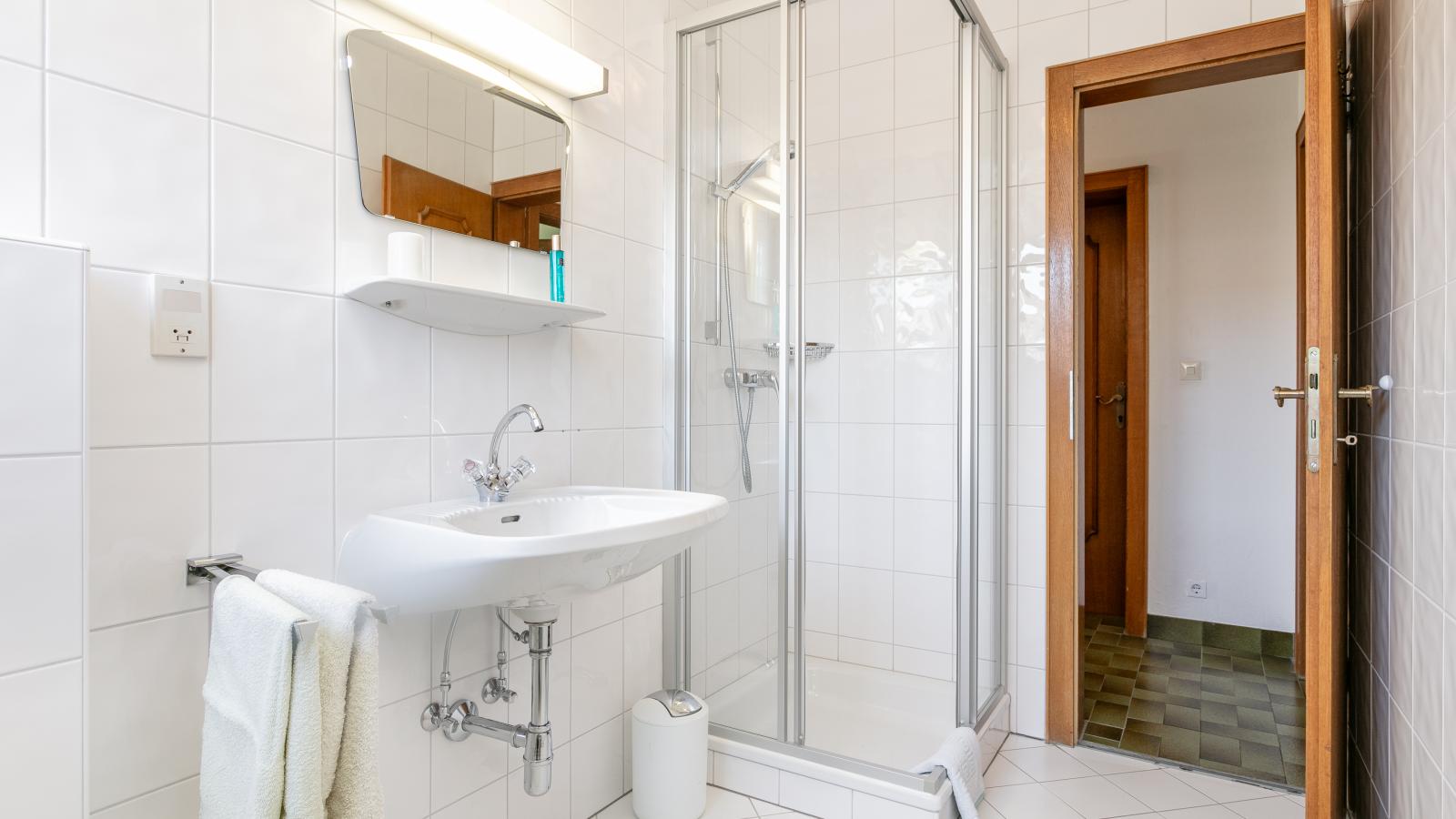 Brixen Alpin Living Top 8-Bathroom