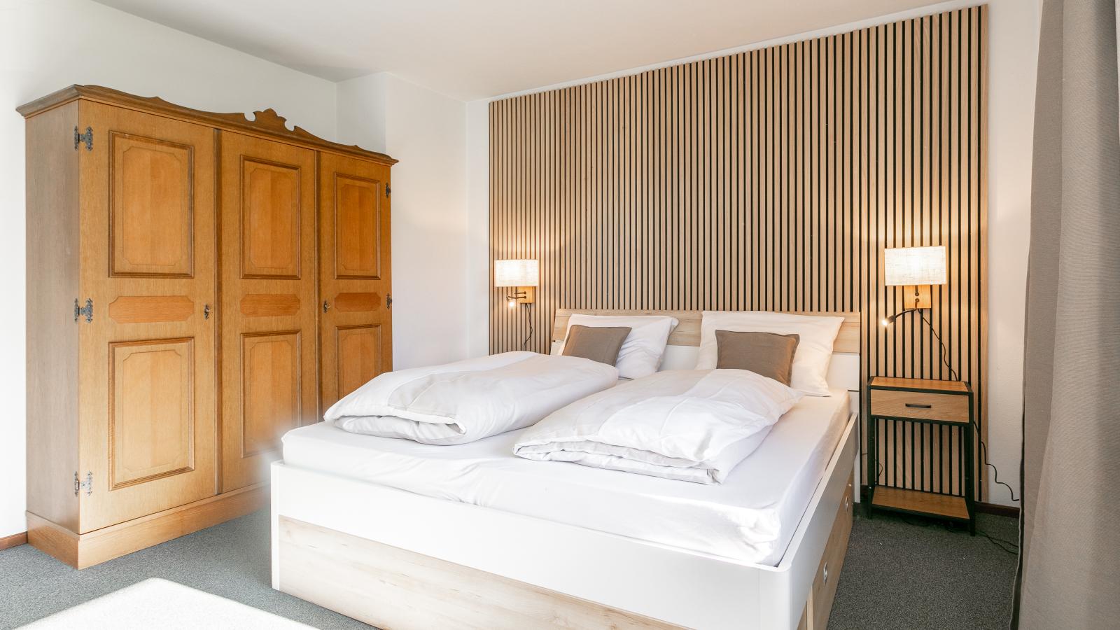 Brixen Alpin Living Top 8-Bedroom