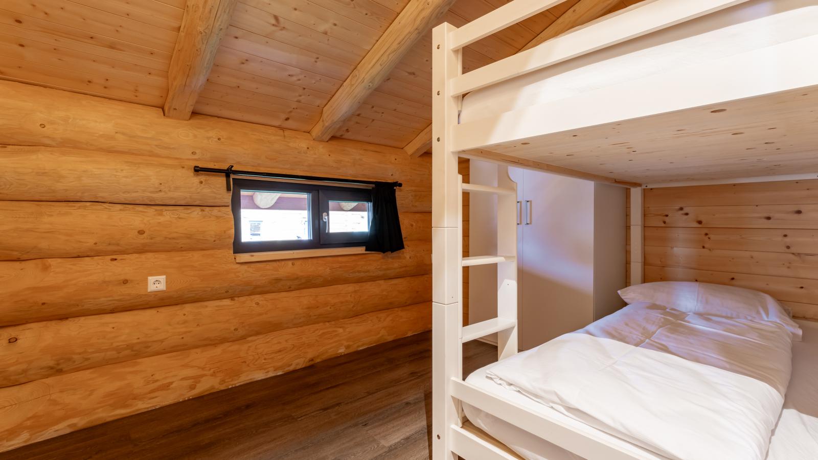 Jenig 5A-Bedroom