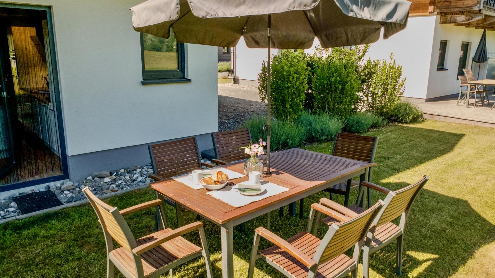 Rattendorf 15B - Gardens in summer