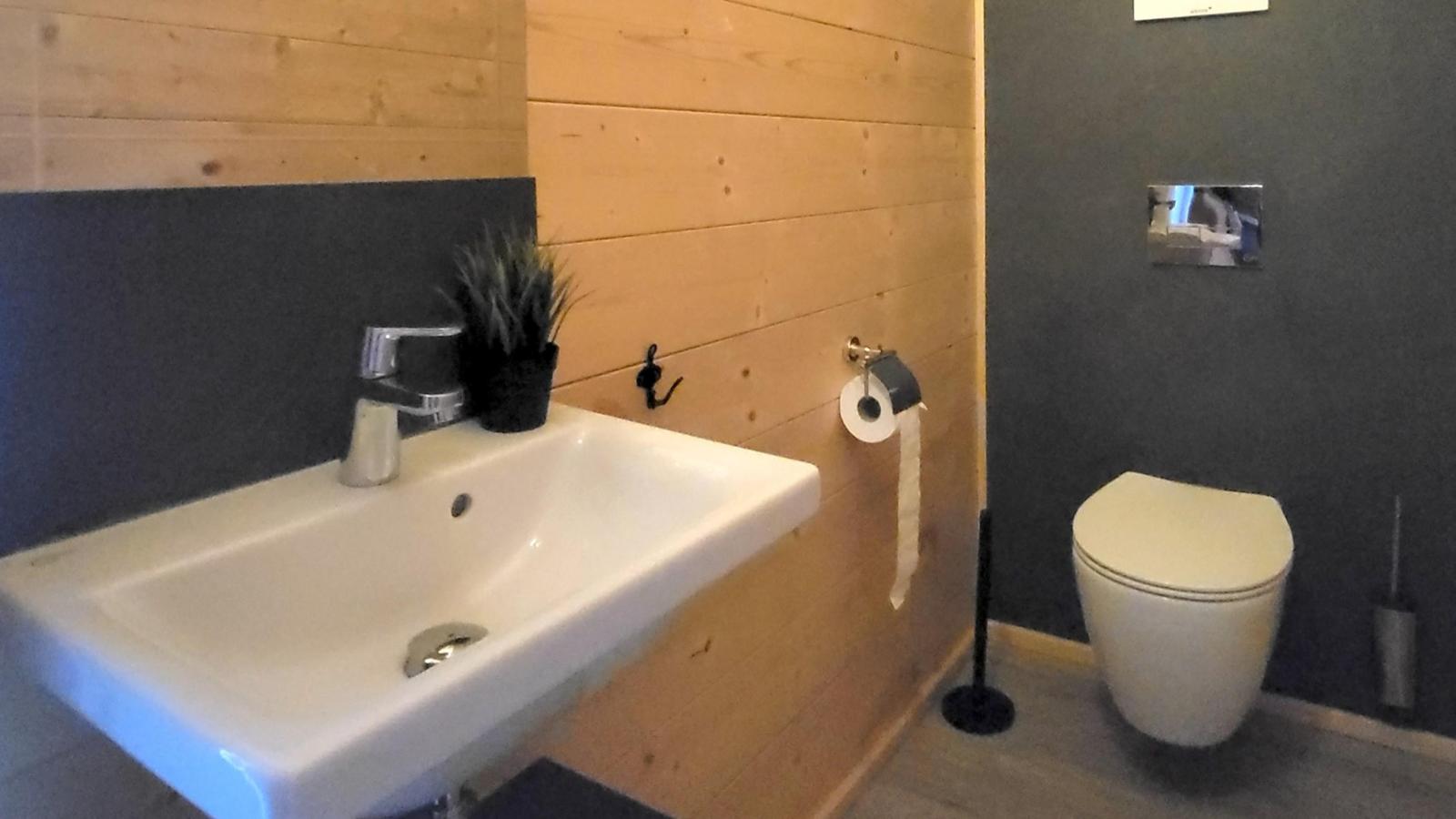 Rattendorf 13A - Badkamer