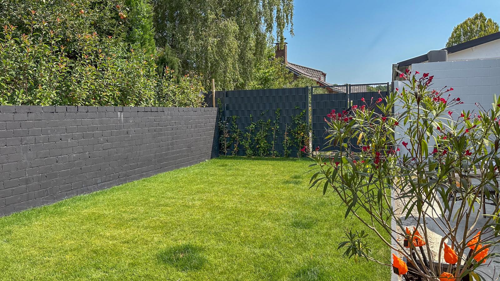 Zicht op Valkenburg-Jardin d'été