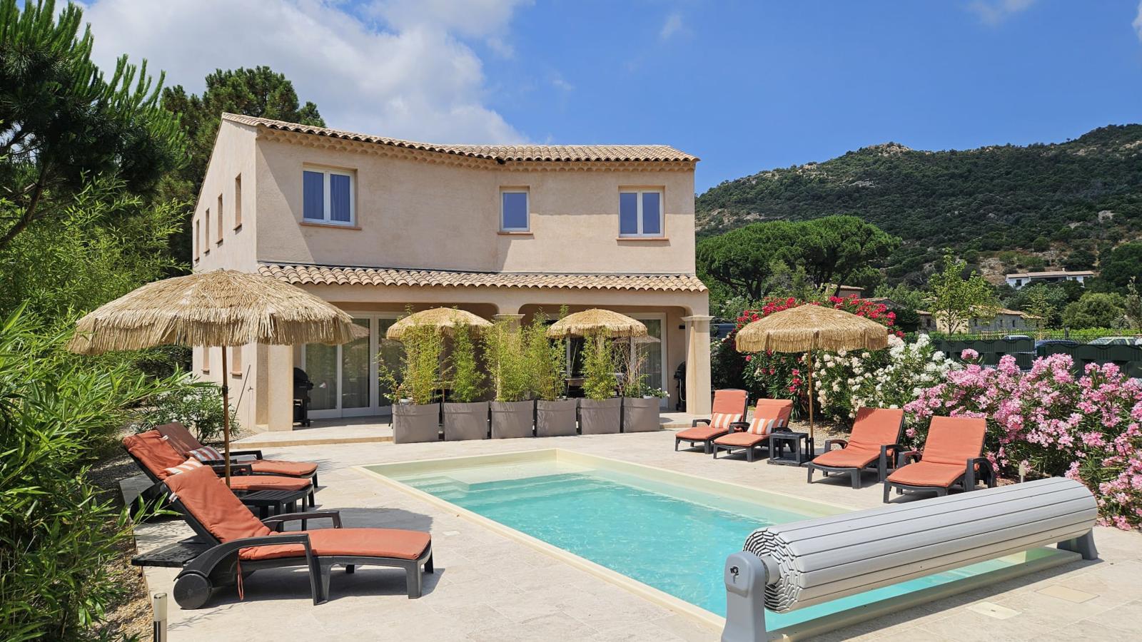 poolofhouse