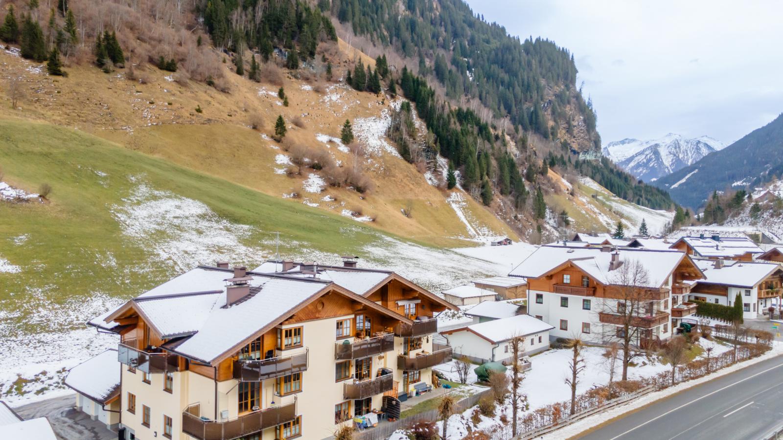 Fintinn-Exterior in winter