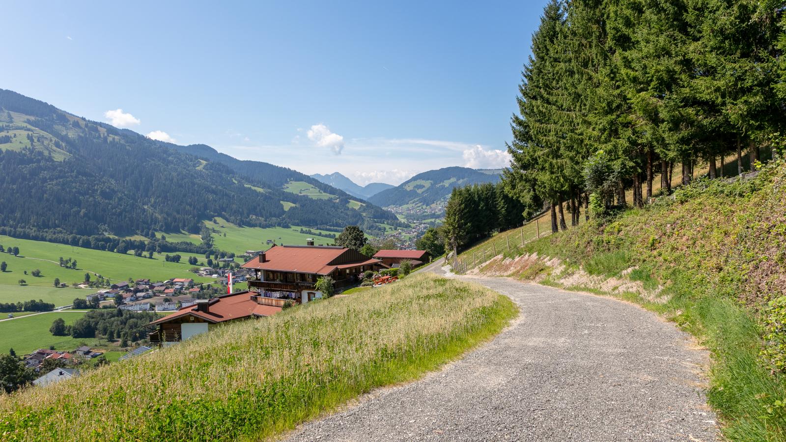 Sonnenhütte unten-Uitzicht zomer