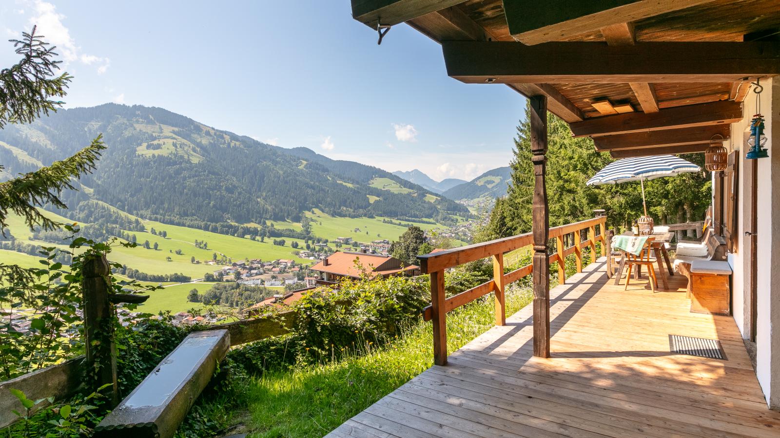 Sonnenhütte unten-Terrasbalkon