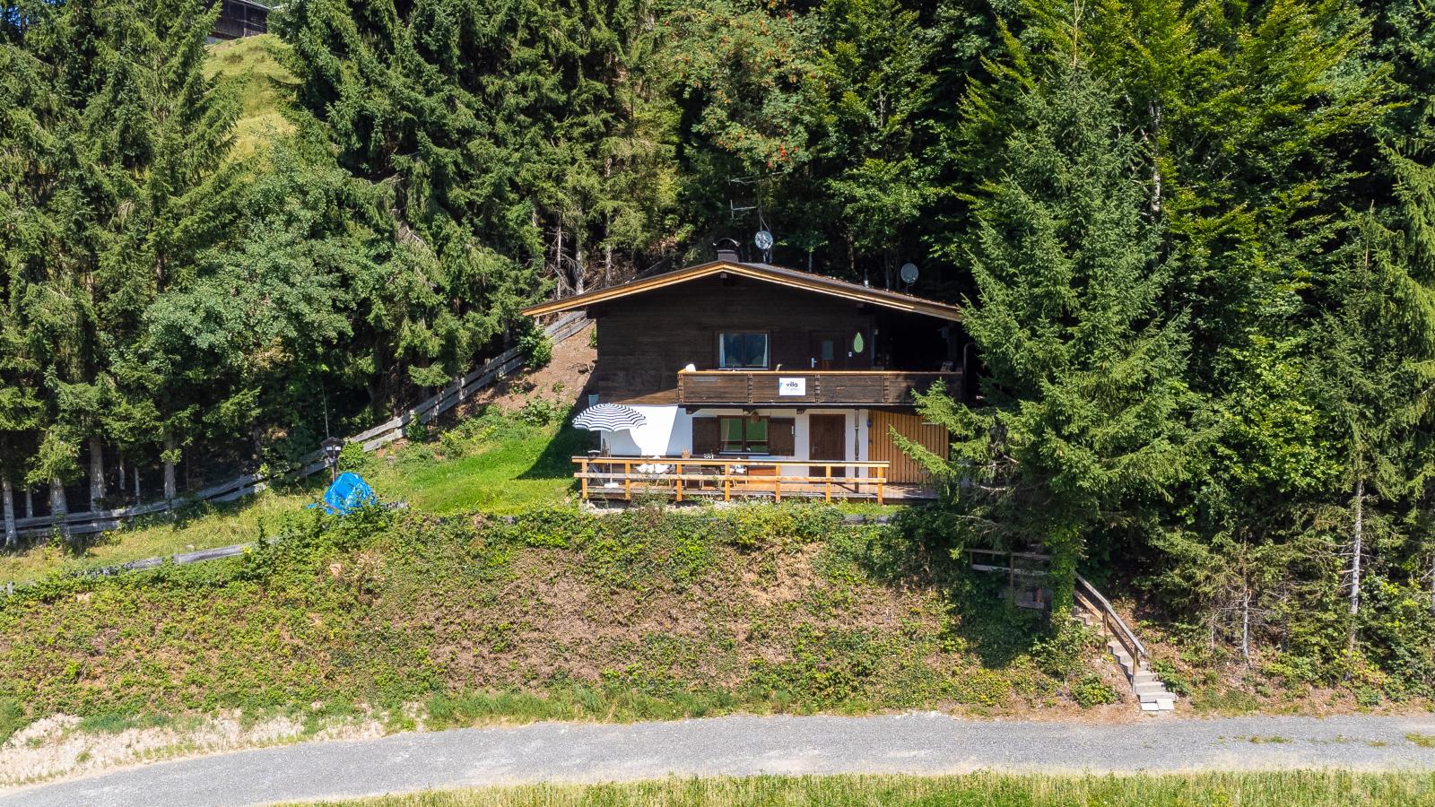Sonnenhütte unten-Buitenkant zomer