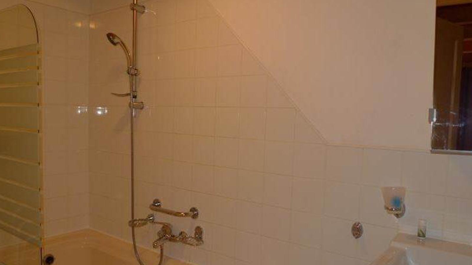 Le Temps-Passe-Bathroom