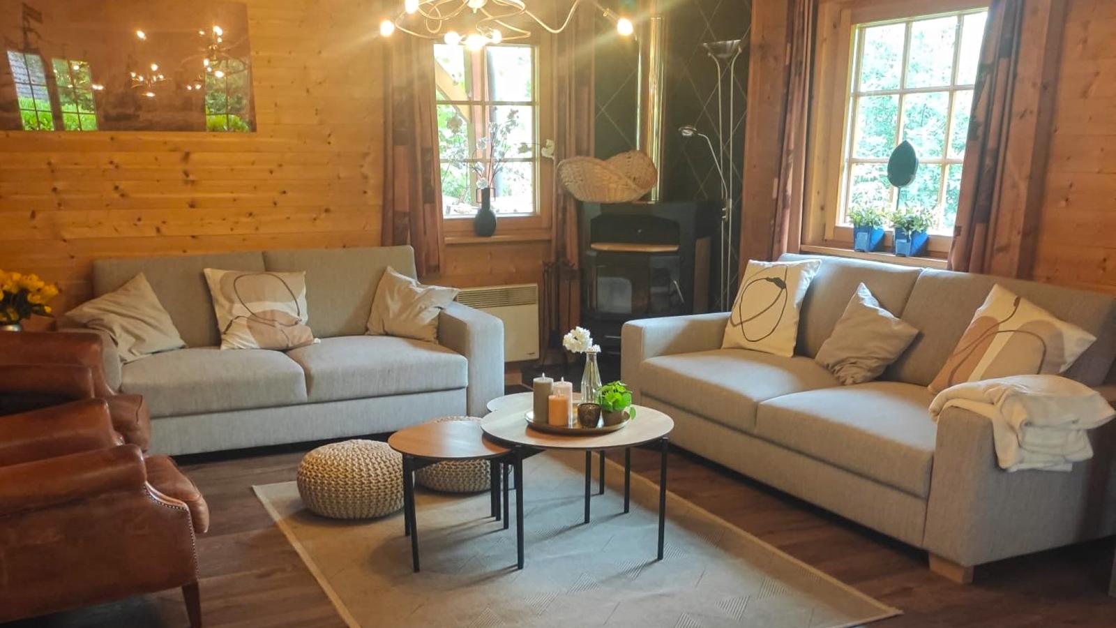 Le Temps-Passe-Living room