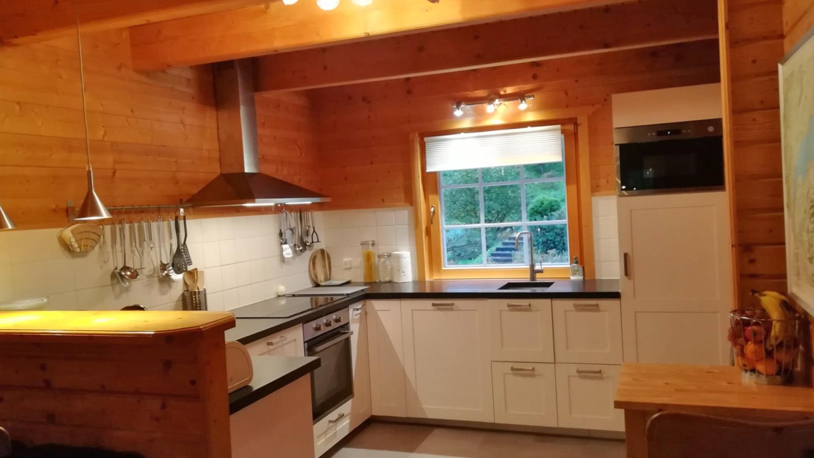 Le Temps-Passe-Kitchen