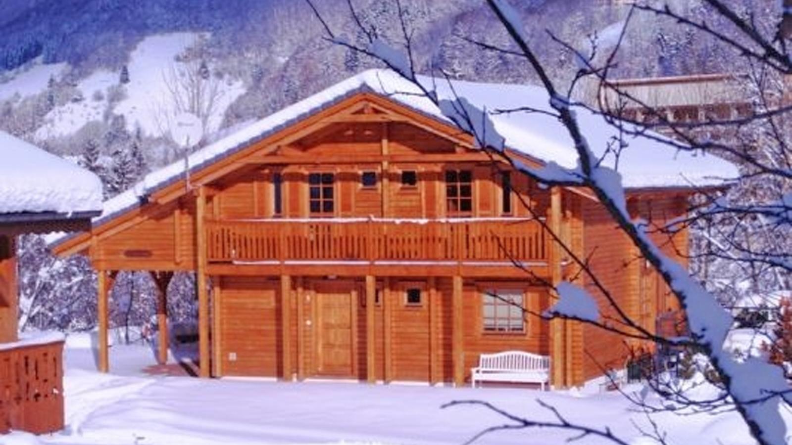 Le Temps-Passe-Exterior winter