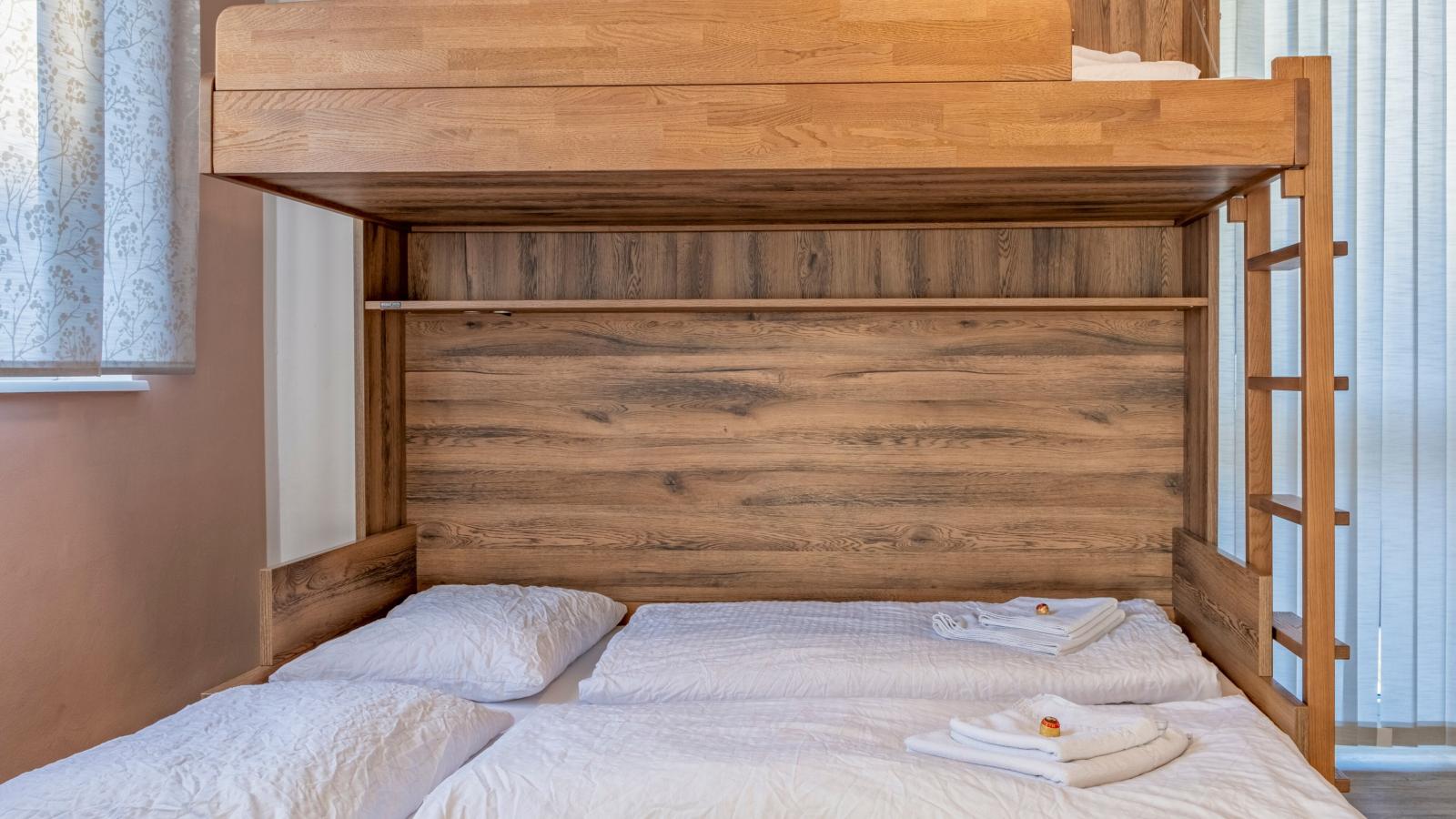 Al Shams-Bedroom