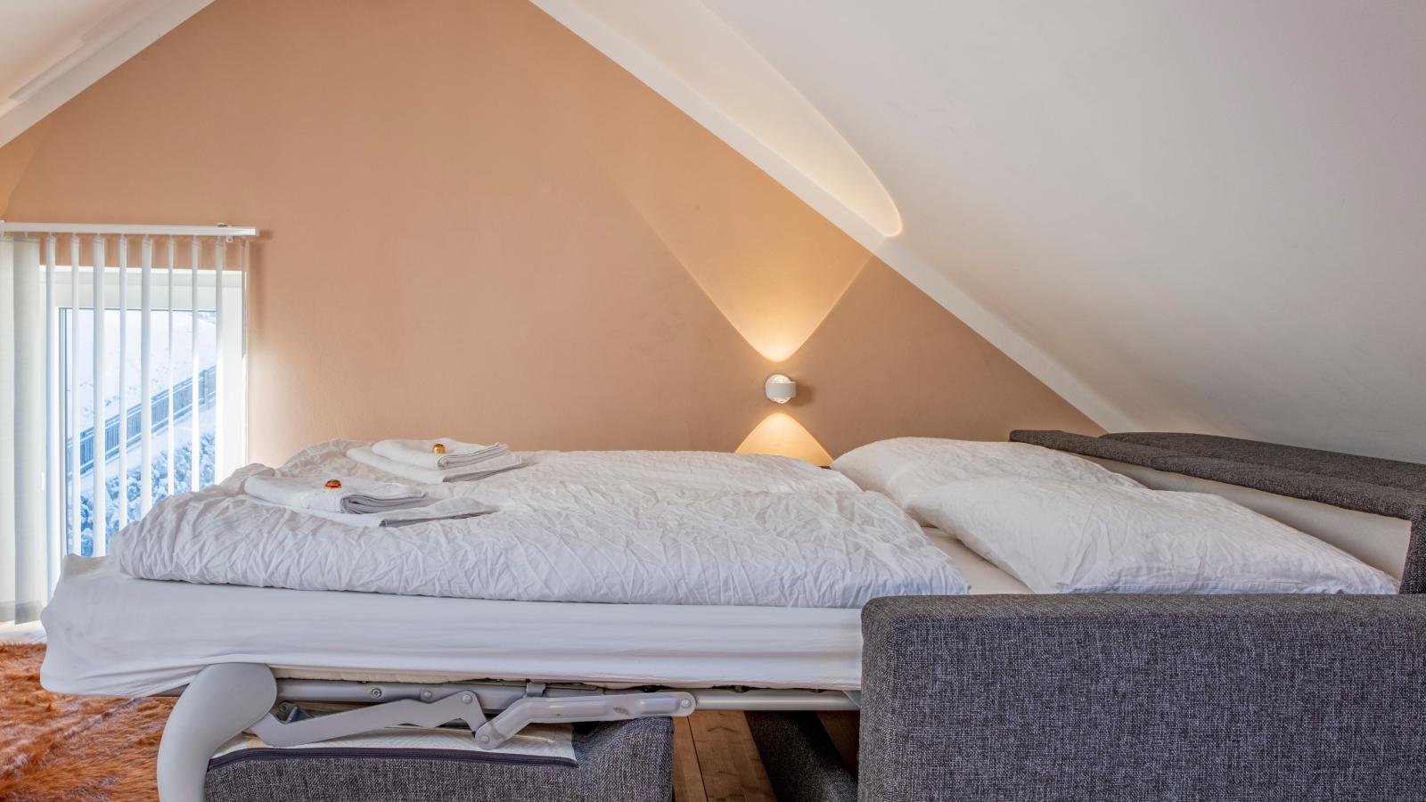 Al Shams-Bedroom