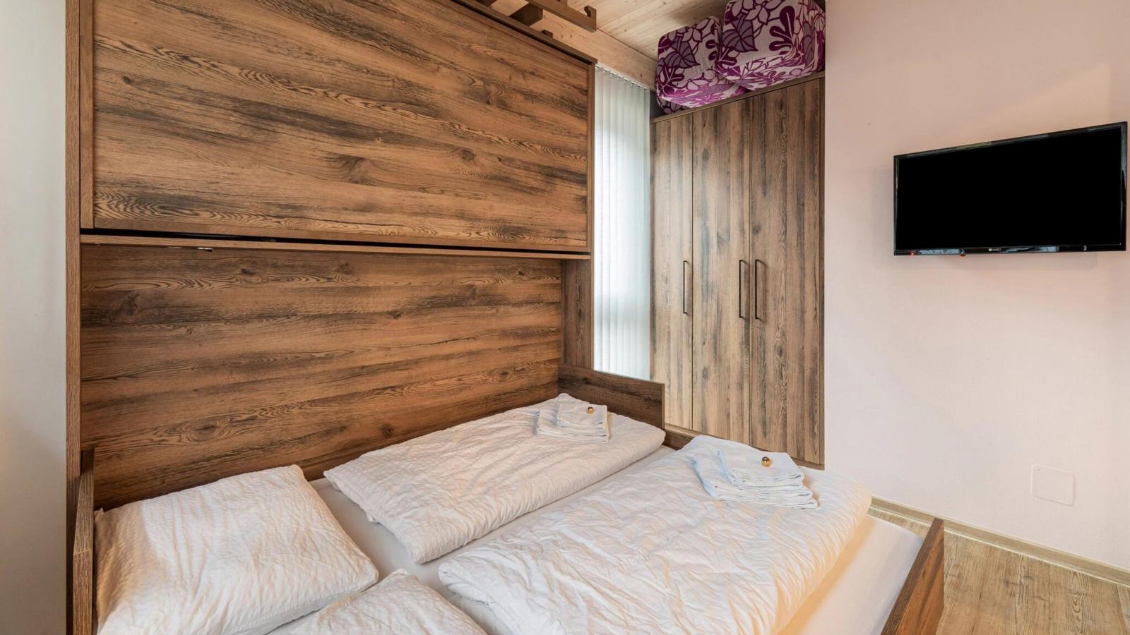 Al Shams-Bedroom