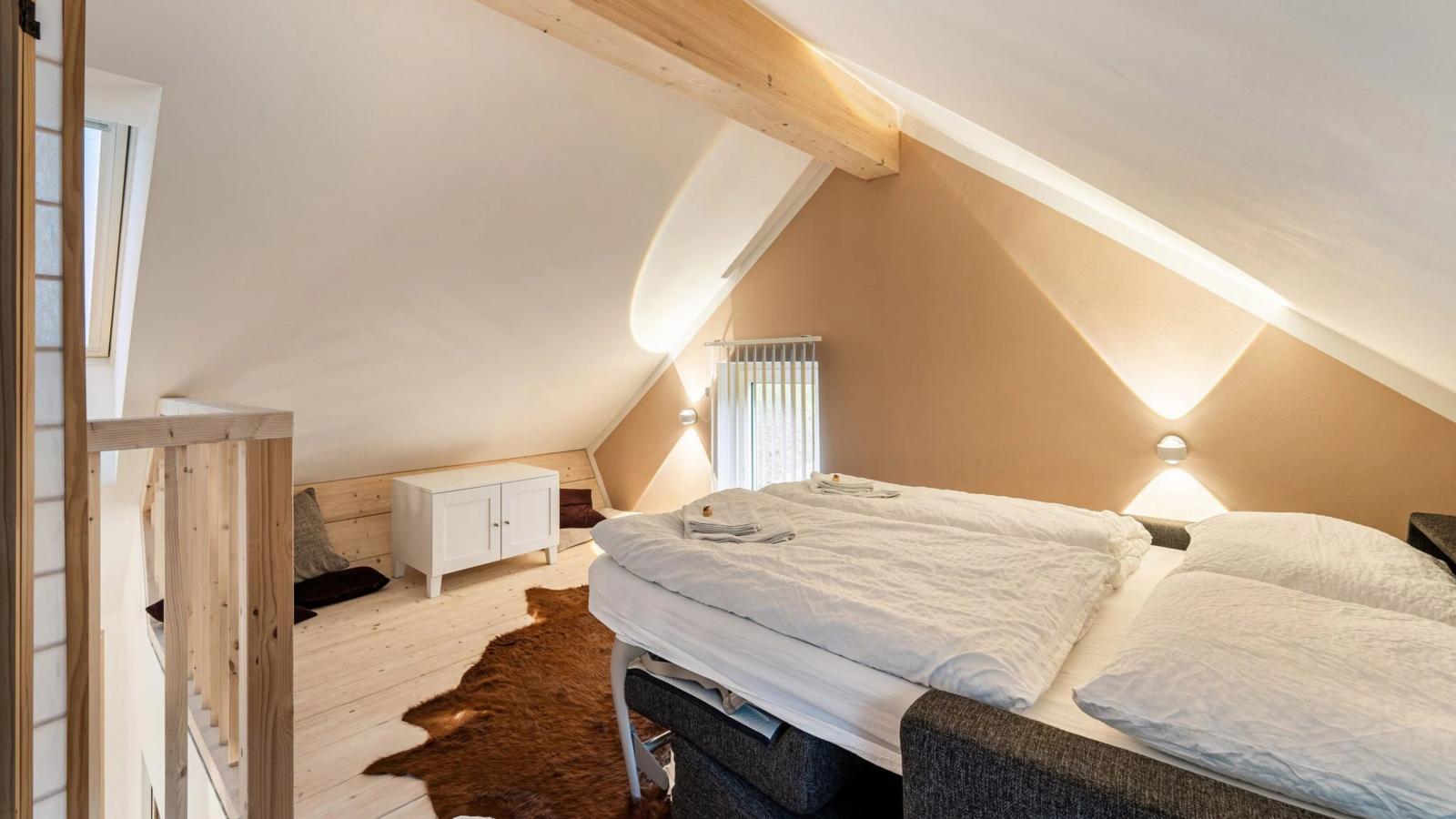 Al Shams-Bedroom