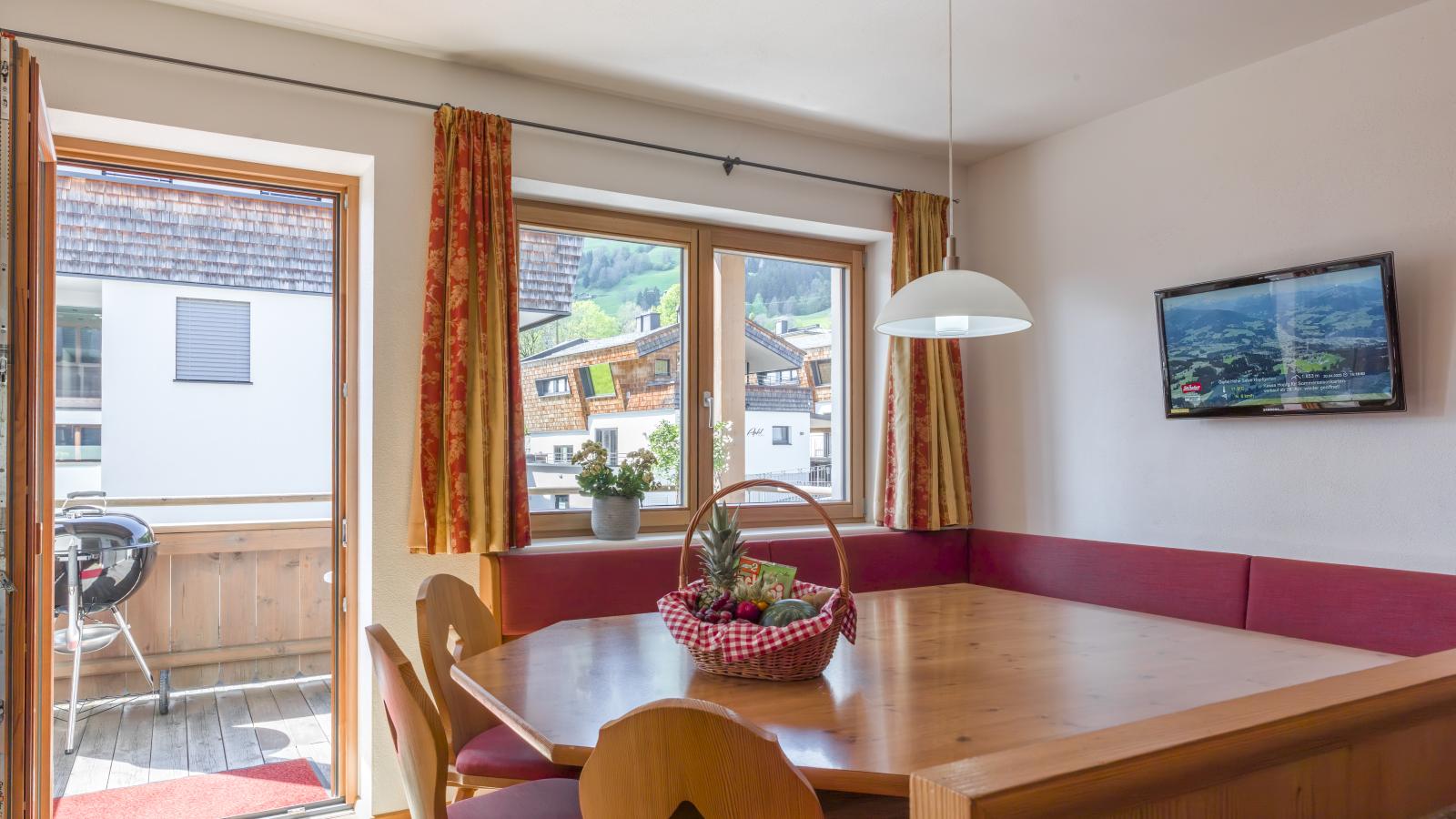 Next to the ski lift A 4-Esszimmer