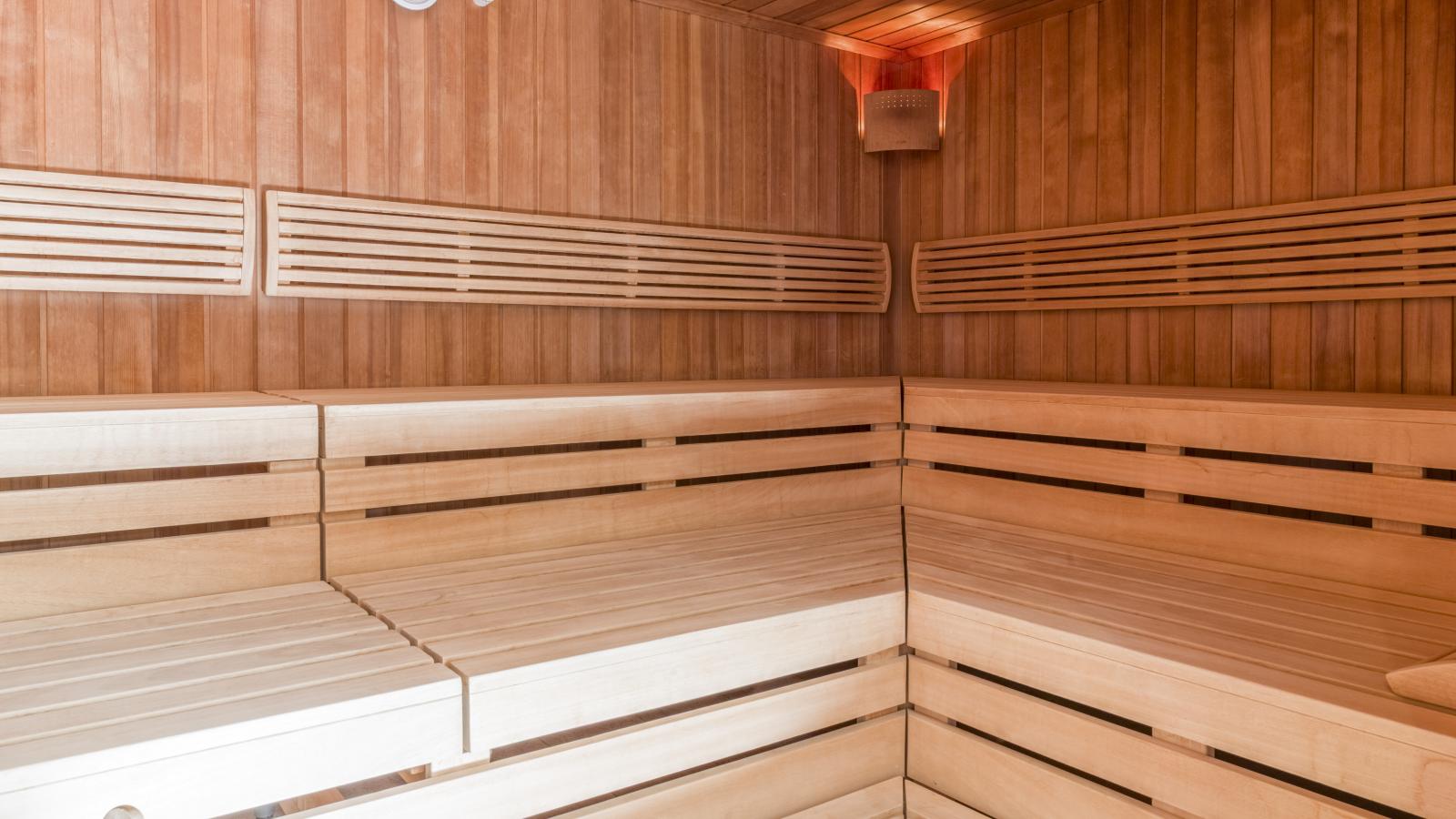 Next to the ski lift A 4-Sauna