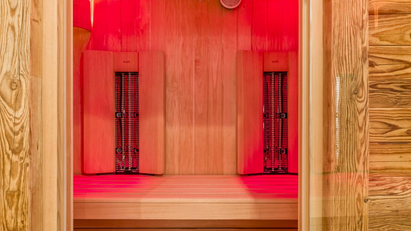 Next to the ski lift A 4-Sauna