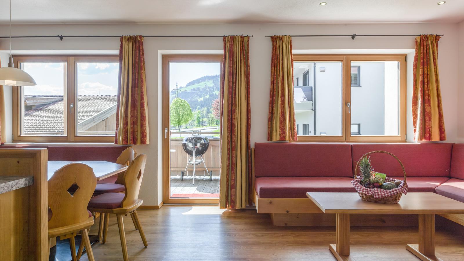 Next To The Ski Lift A 3 und A 4-Wohnzimmer