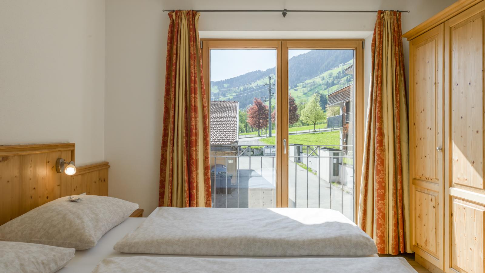Next To The Ski Lift A 3 und A 4-Schlafzimmer