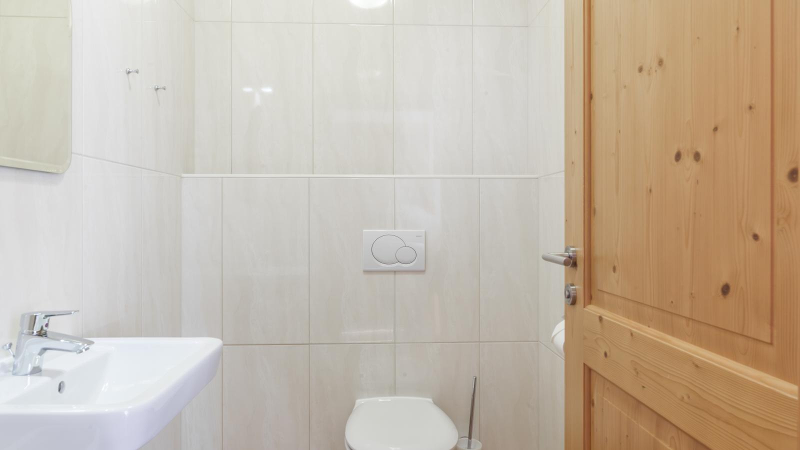 Next To The Ski Lift A 3 und A 4-Badezimmer