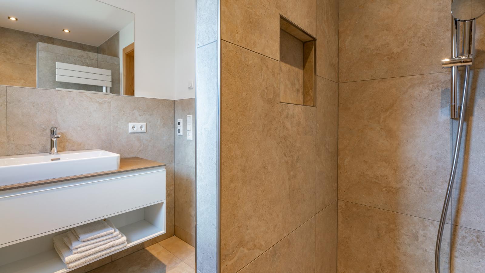 Unterrainhof-Bathroom