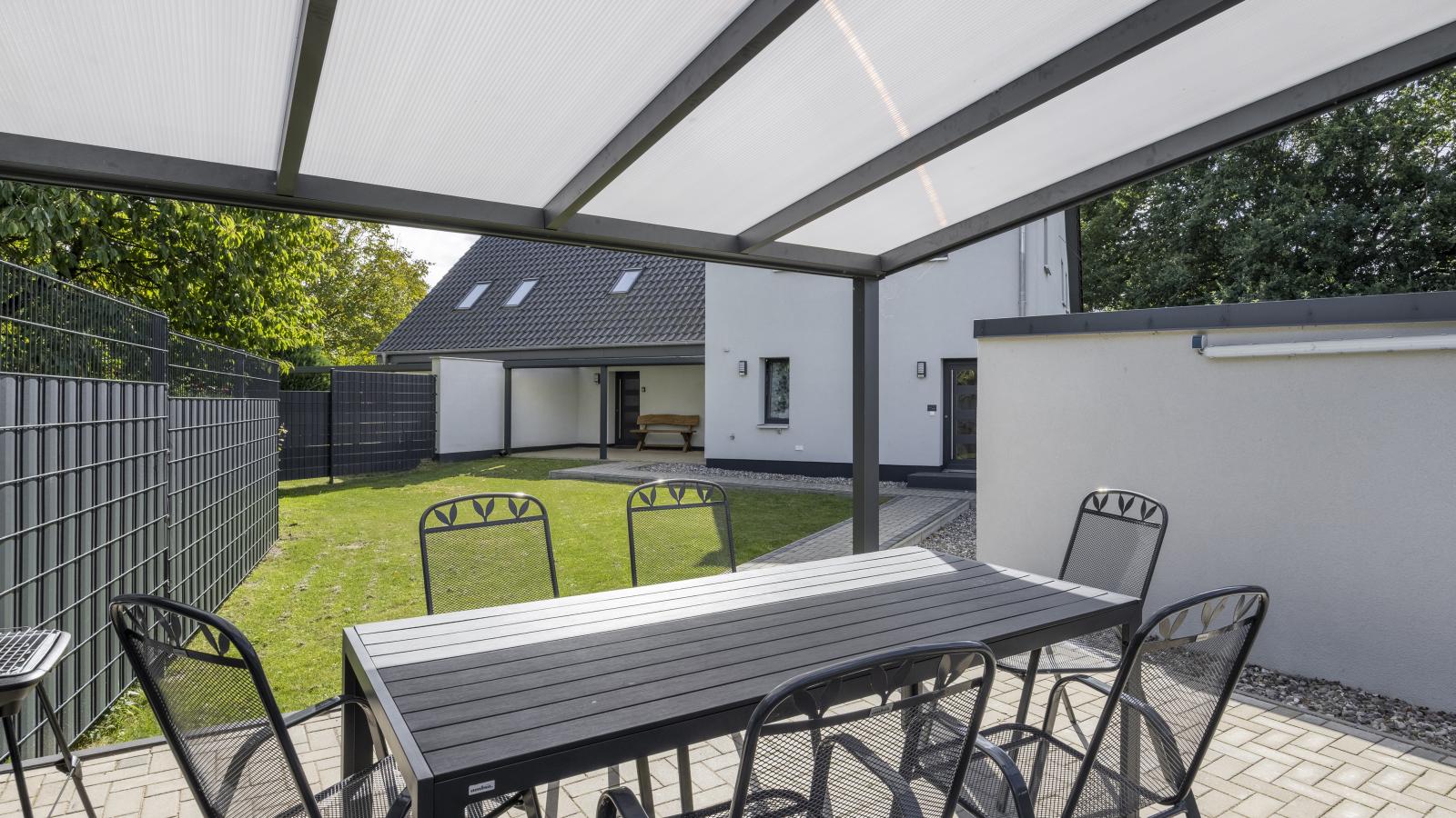 Wilma - direkt an der Ostsee-Terrasbalkon