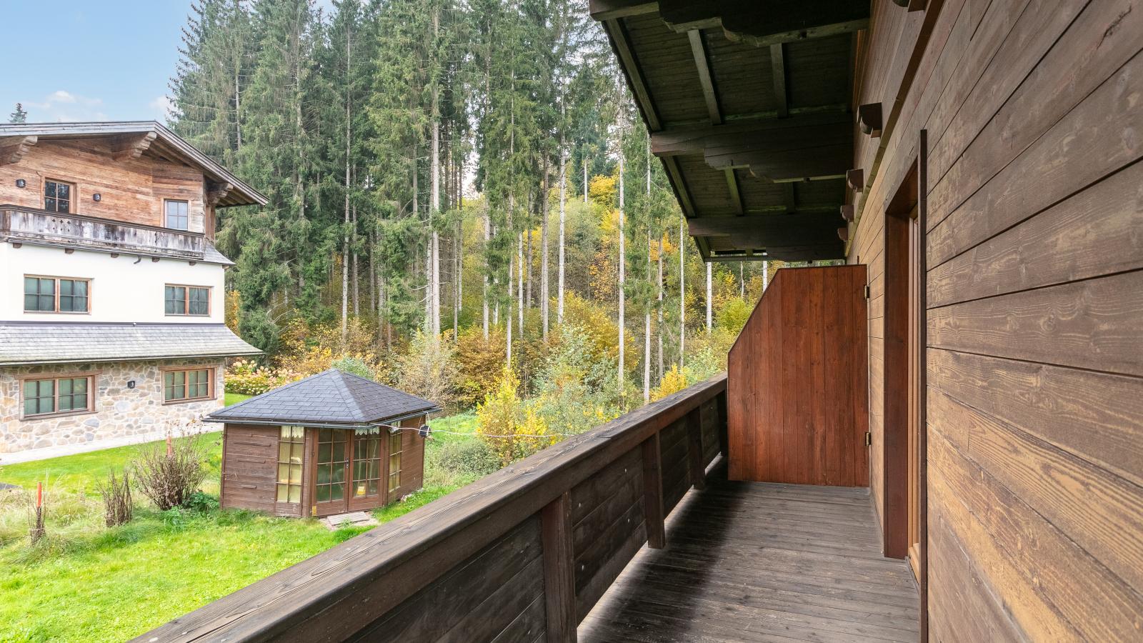 Landhaus am Waldrand-Terrasbalkon