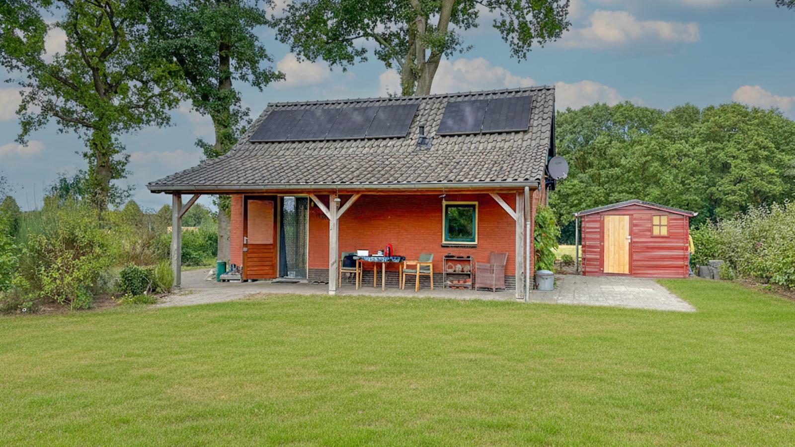 Het Bunt-Exterior in summer