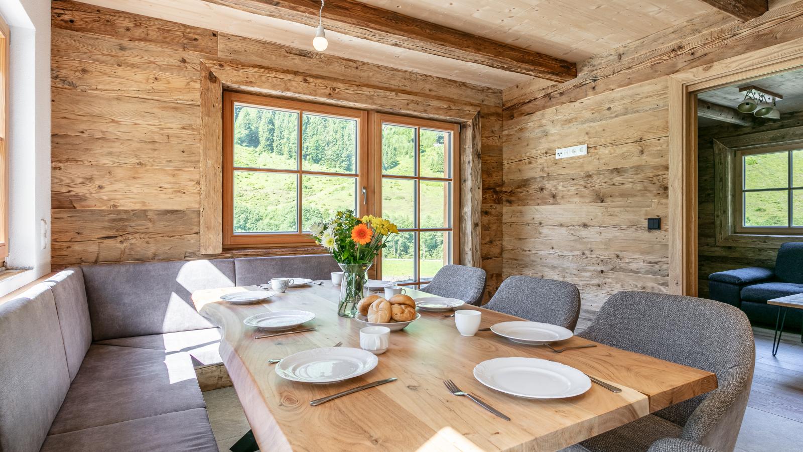 Heualm-Eetkamer