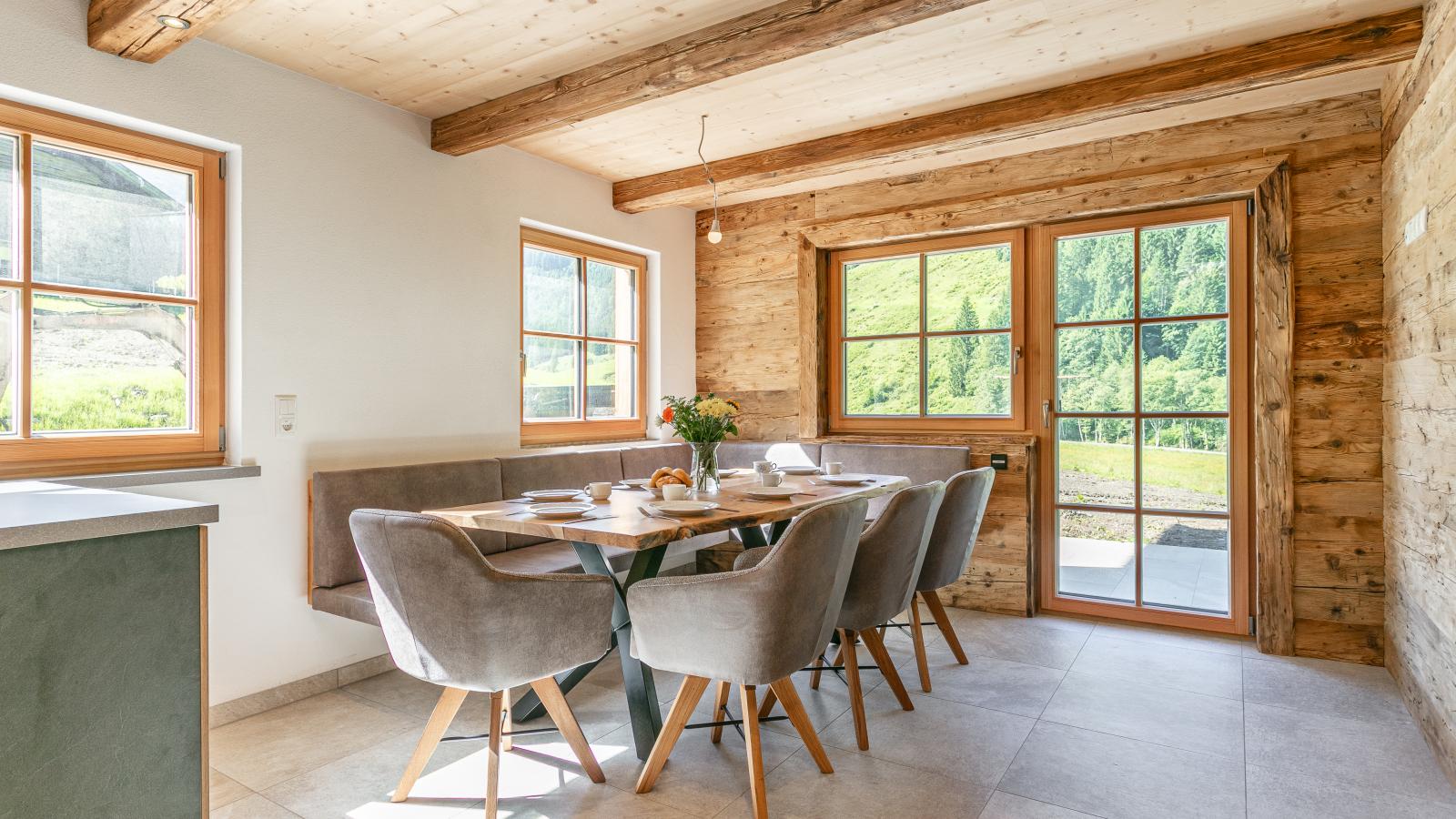 Heualm-Eetkamer