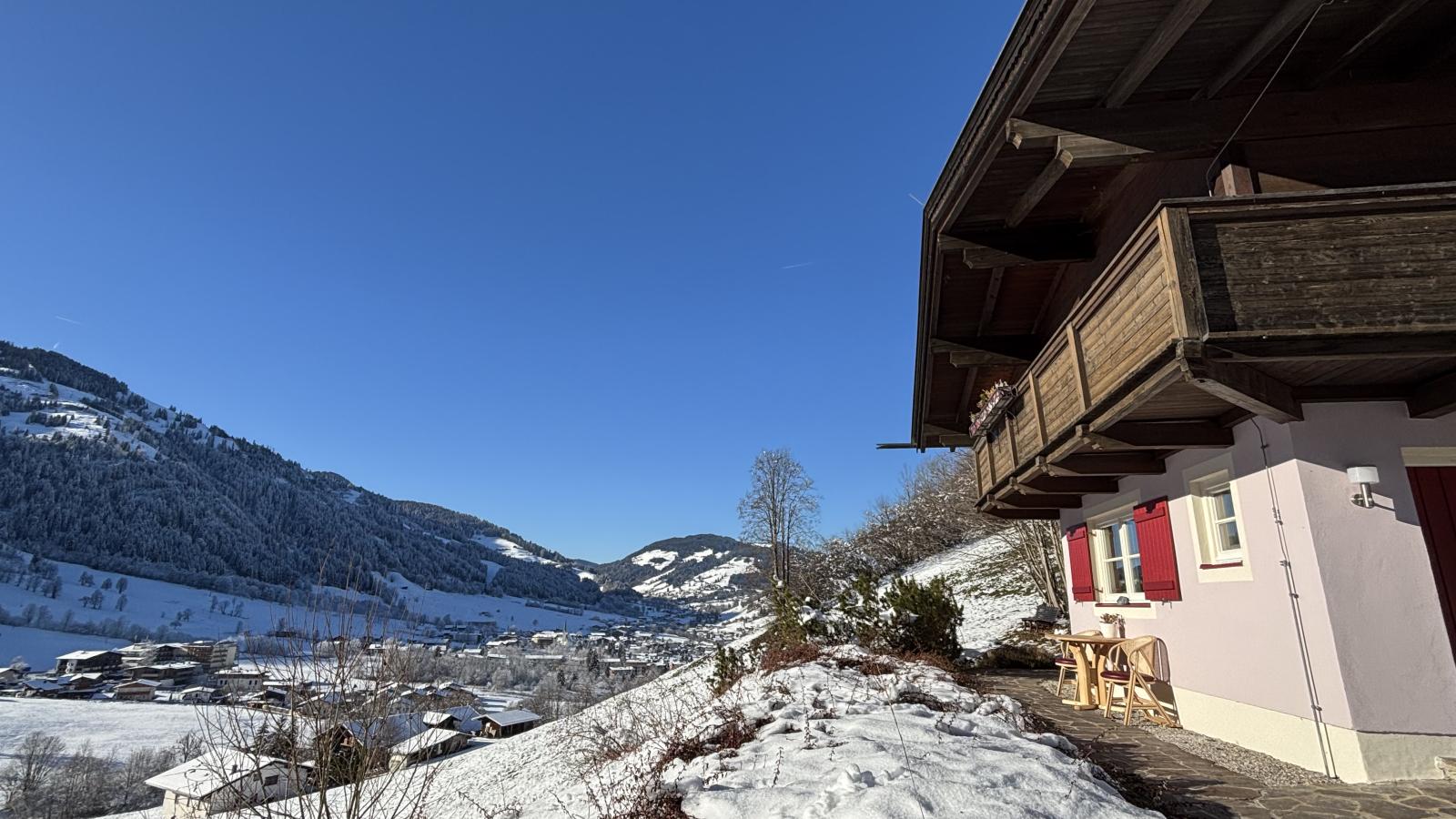 Kitzbüheler-Alpen Chalet-Exterieur winter