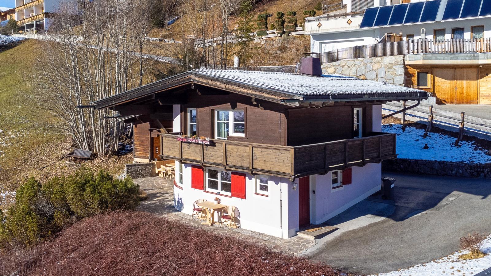 Kitzbüheler-Alpen Chalet-Exterior winter