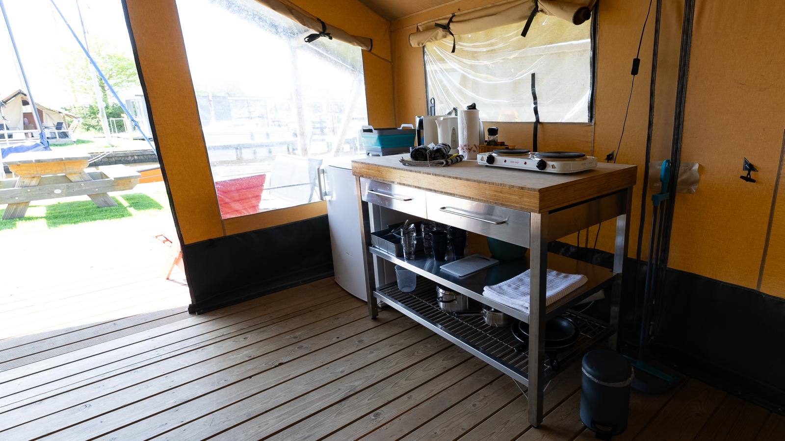 Safaritent in Heeg-Keuken