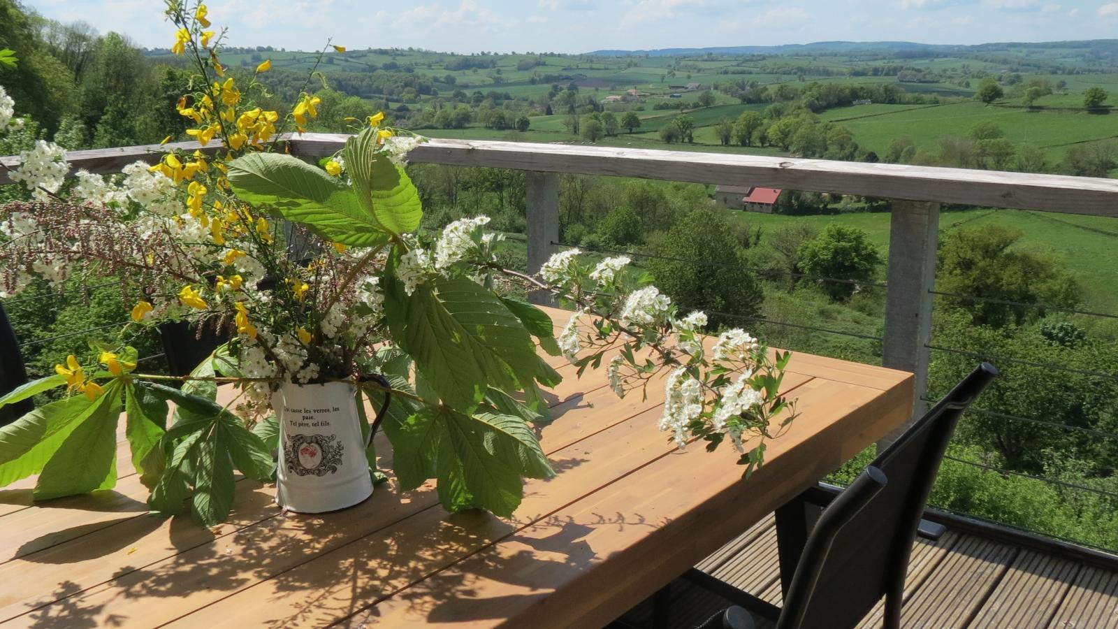 Résidence Poulain-View summer