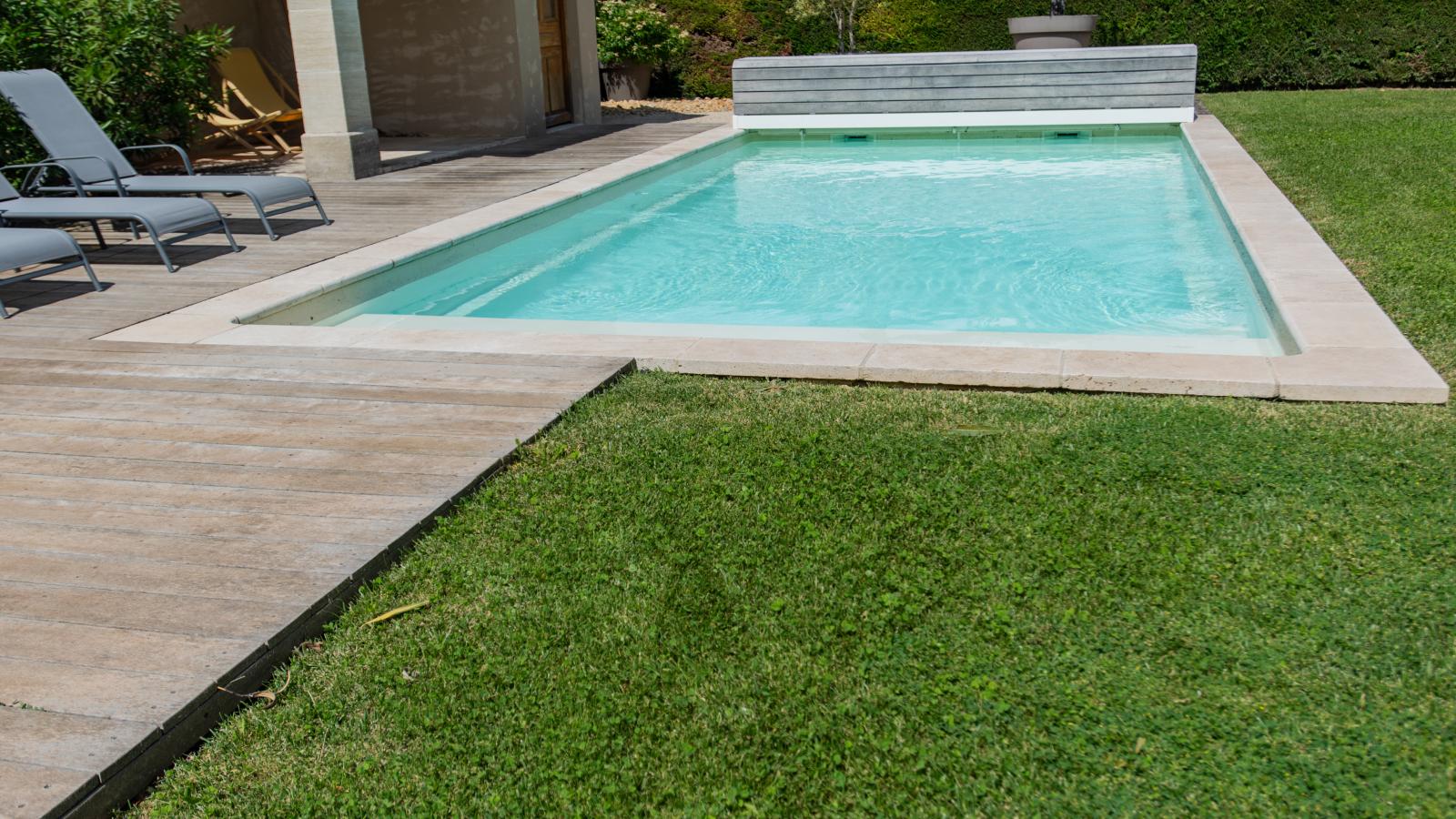 Bastide St John-Schwimmbad