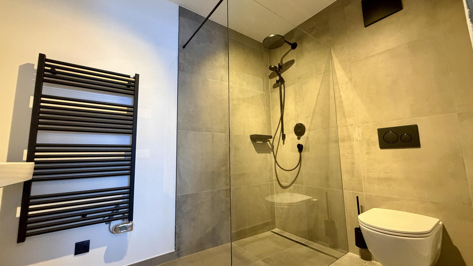 Chalet Heidn Alm-Badkamer