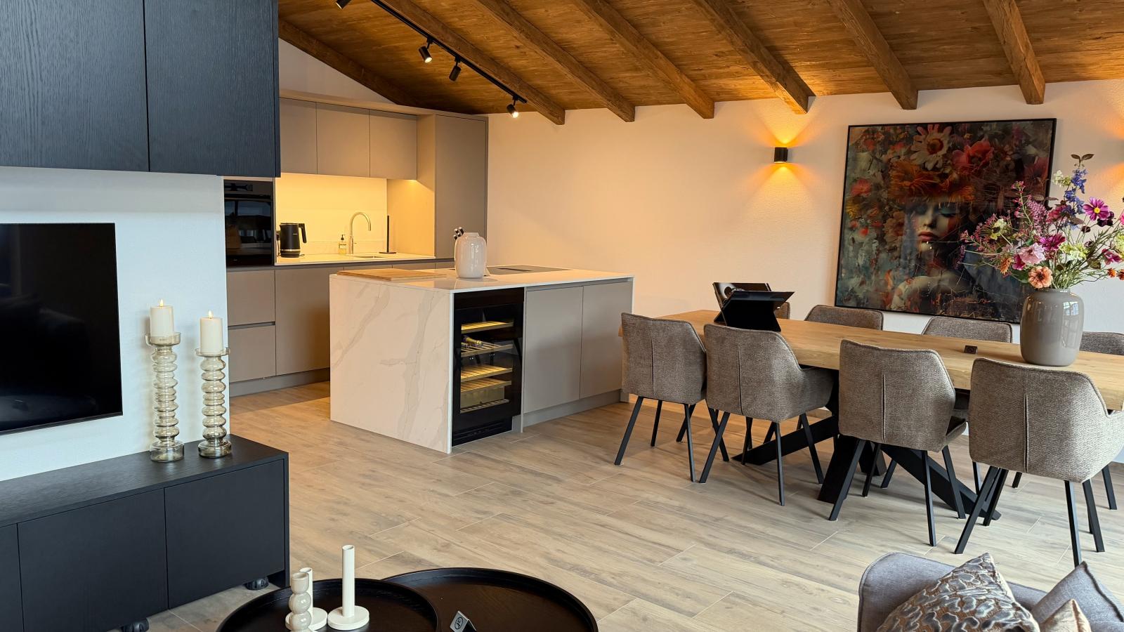 Chalet Heidn Alm-Woonkamer