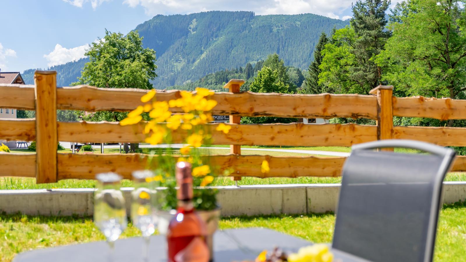 Tauernlodge Amadeiro Im Pongau - Aussicht Sommer
