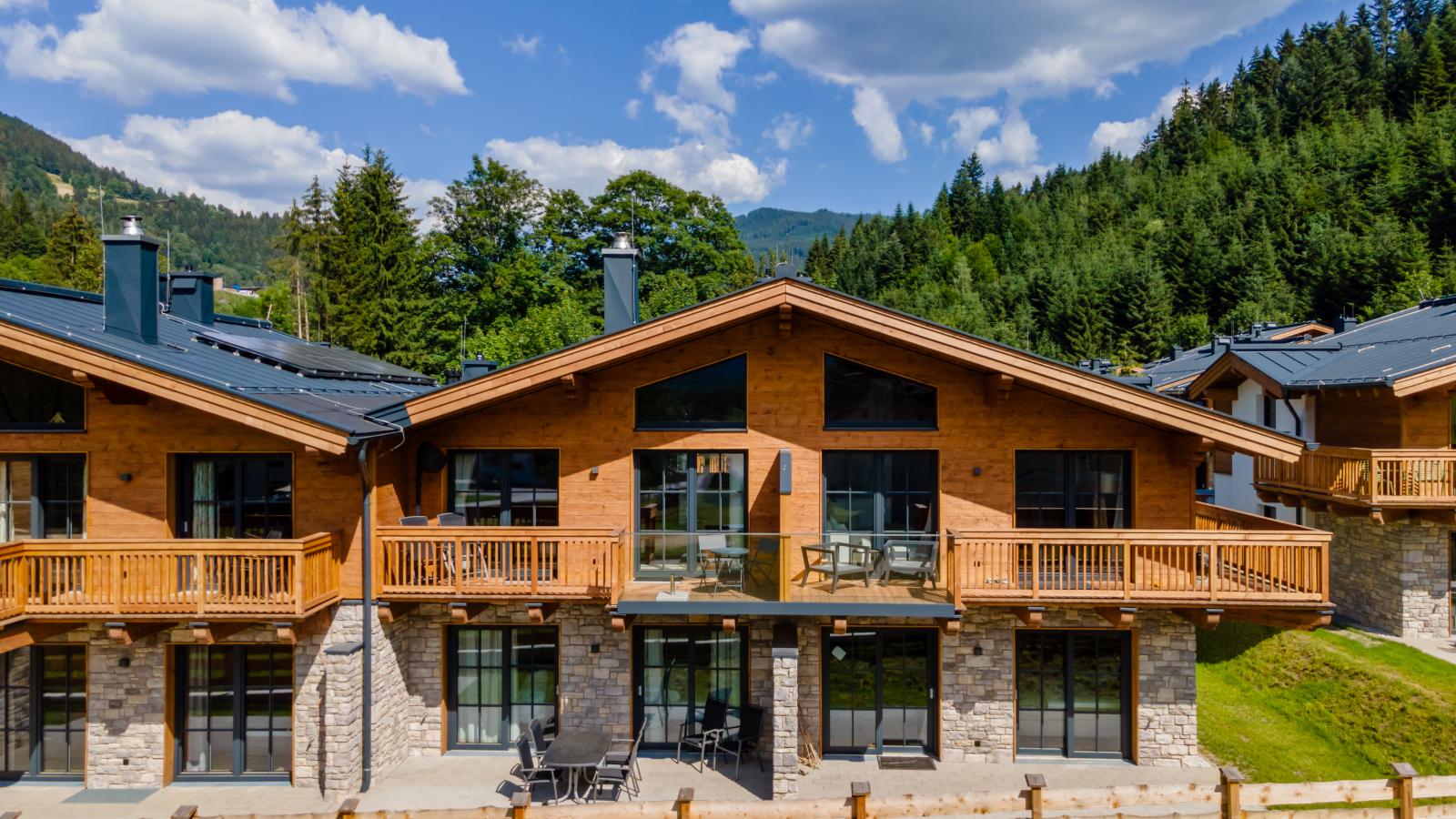 Tauernlodge Amadeiro Im Pongau - Außenbereich Sommer