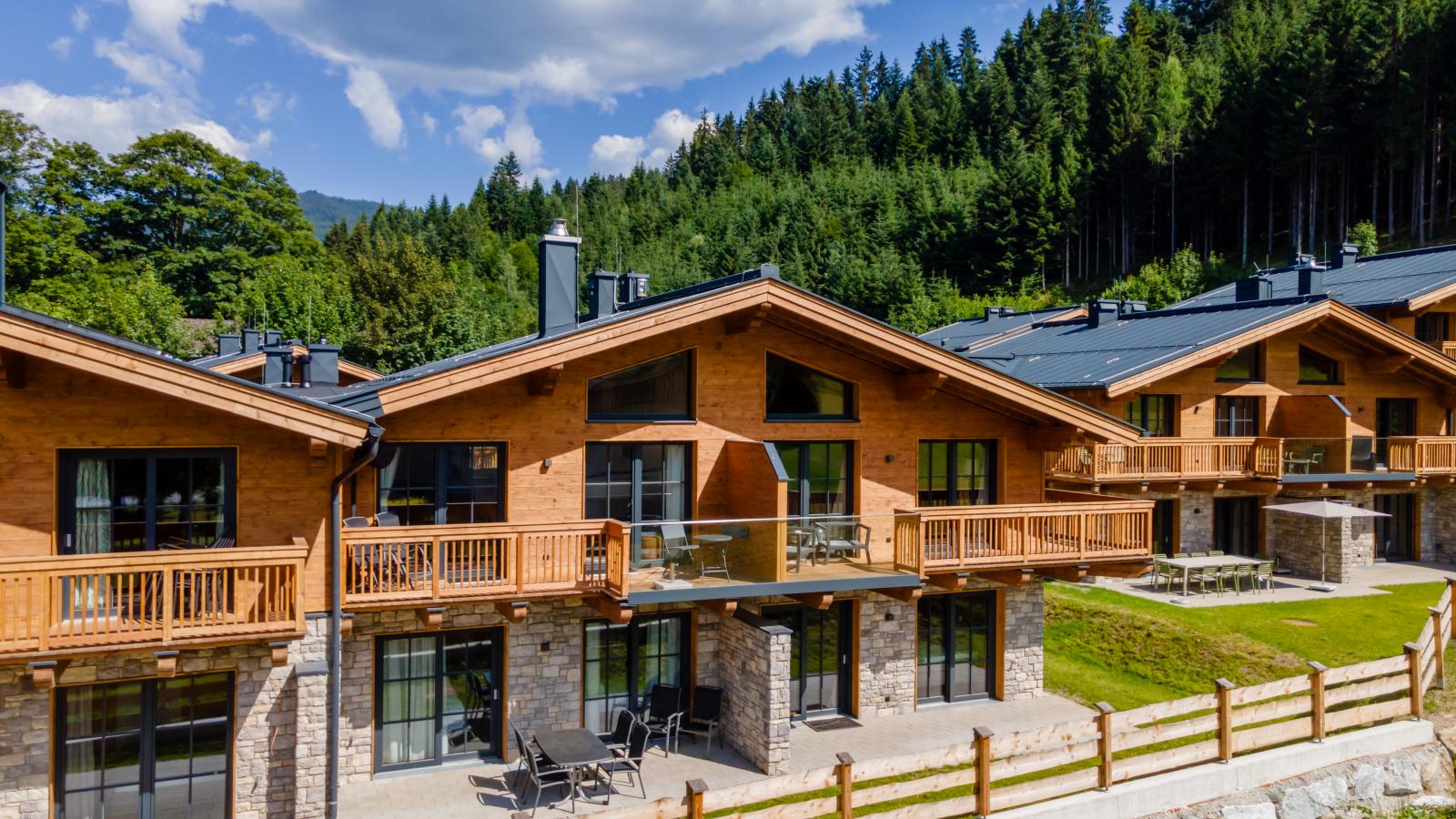 Tauernlodge Amadeiro Im Pongau - Außenbereich Sommer