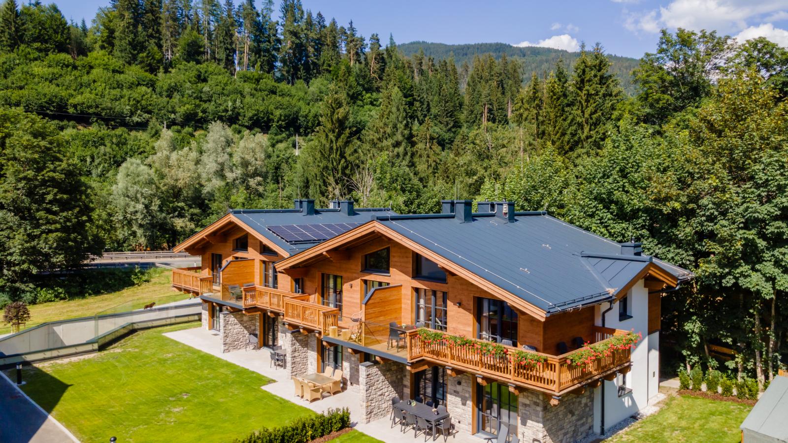 Tauernlodge Eben A4 - Buitenkant zomer