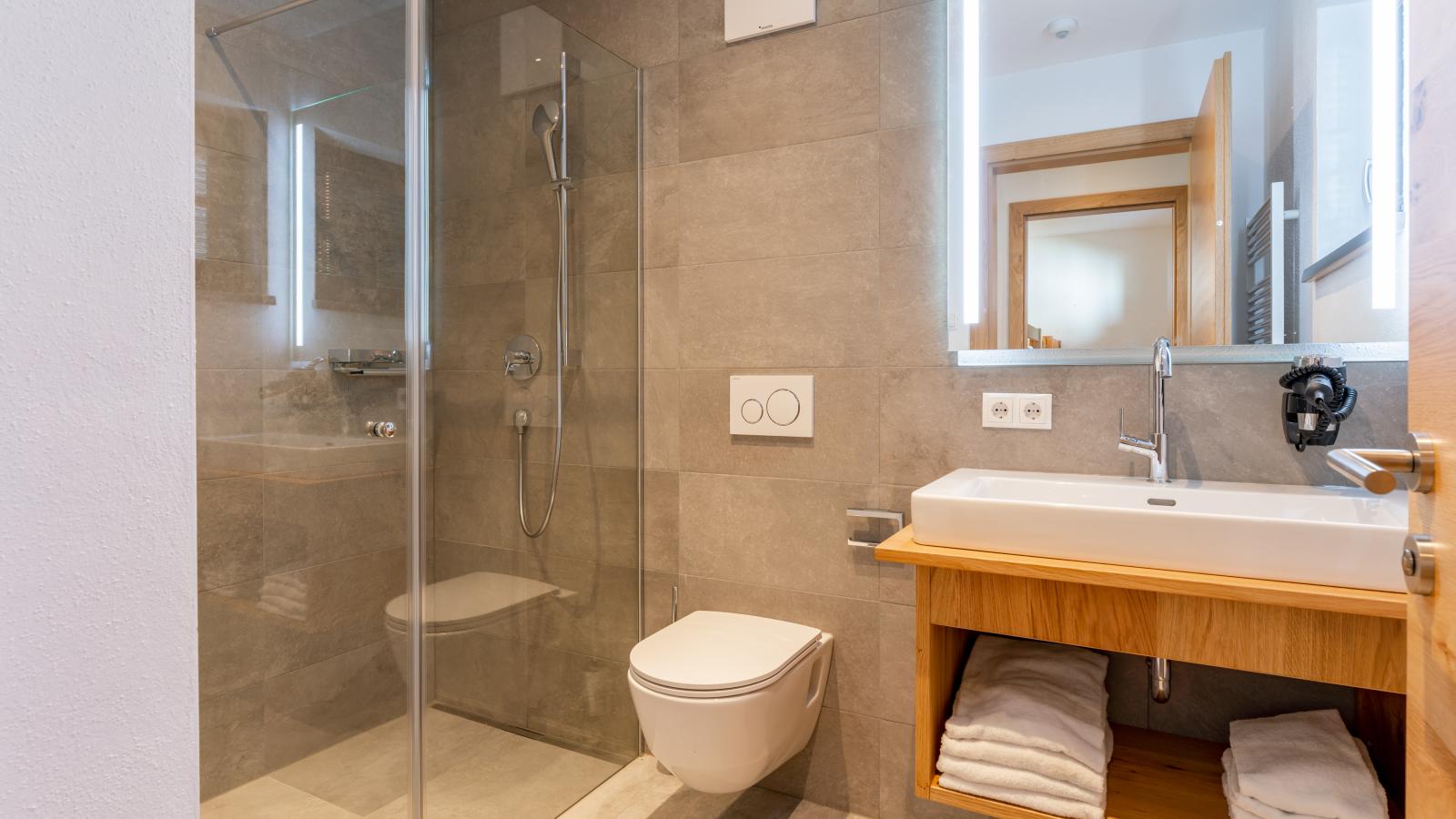 Tauernlodge Eben A4-Badkamer